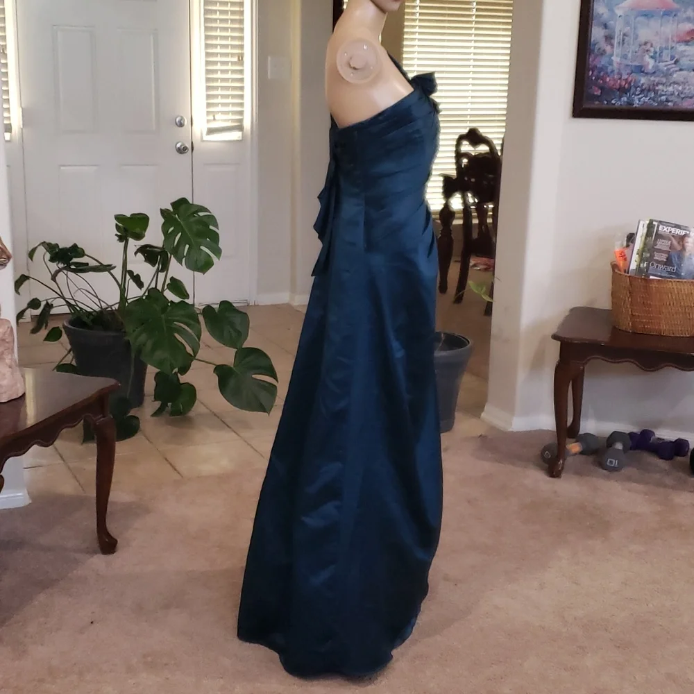 David's Bridal 8 teal satin one shoulder gown 3d ribbon adornments ruched - Picture 5 of 12